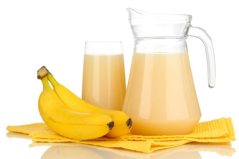 A full jug of banana juice made by using amylase.