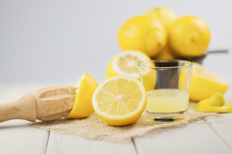 Freshly squeezed lemon juice is best to be used in terms of cooking or cool drinks.